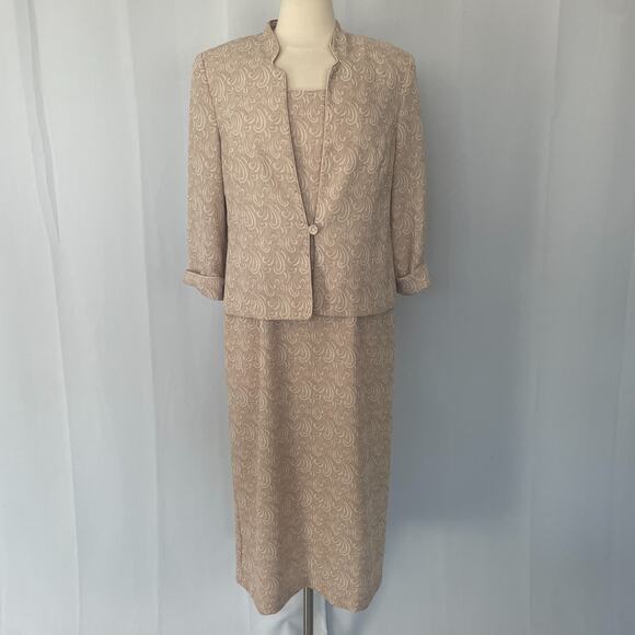 Dress Jacket 2 Piece Set Size 12 Petite 12P Beige Tan Minimal Monochromatic - Picture 16 of 16